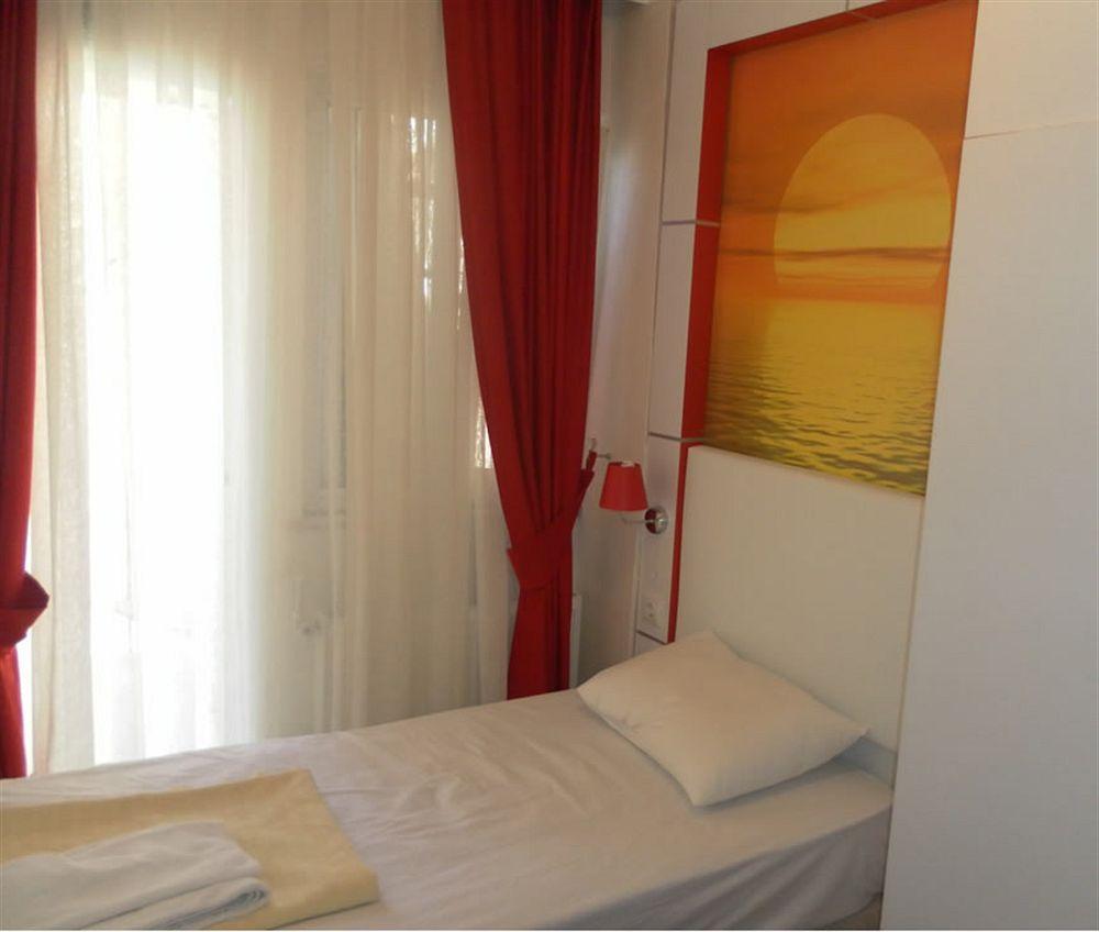 Hotel La White Istanbul Bagian luar foto